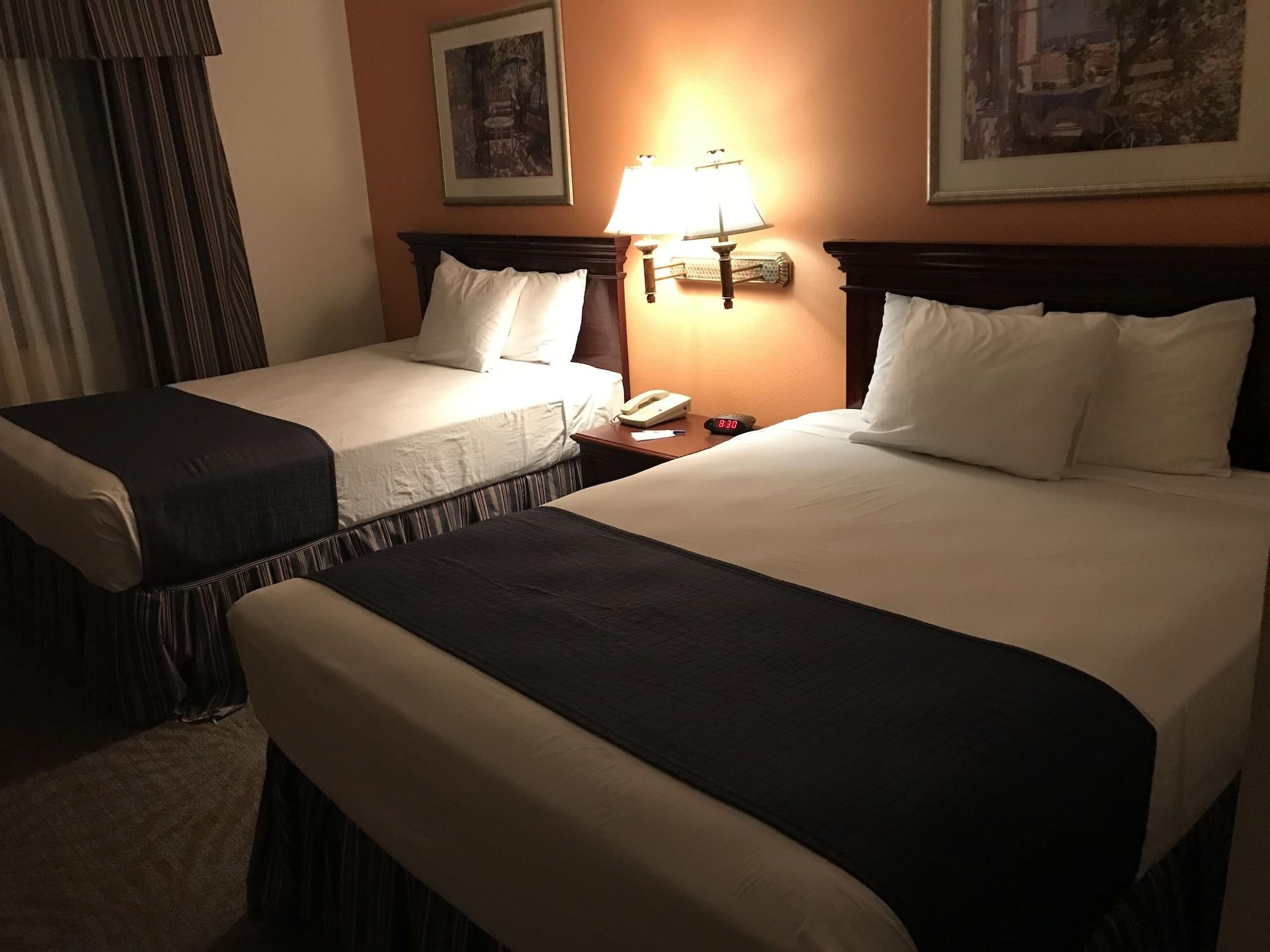Super 8 By Wyndham Lubbock West Hotel Bagian luar foto