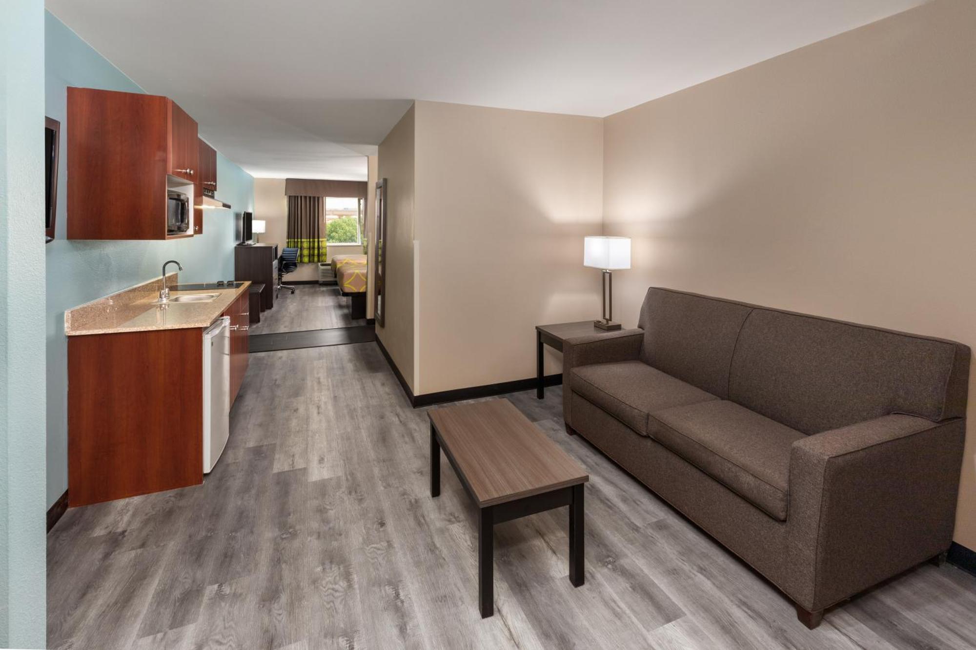 Super 8 By Wyndham Lubbock West Hotel Bagian luar foto