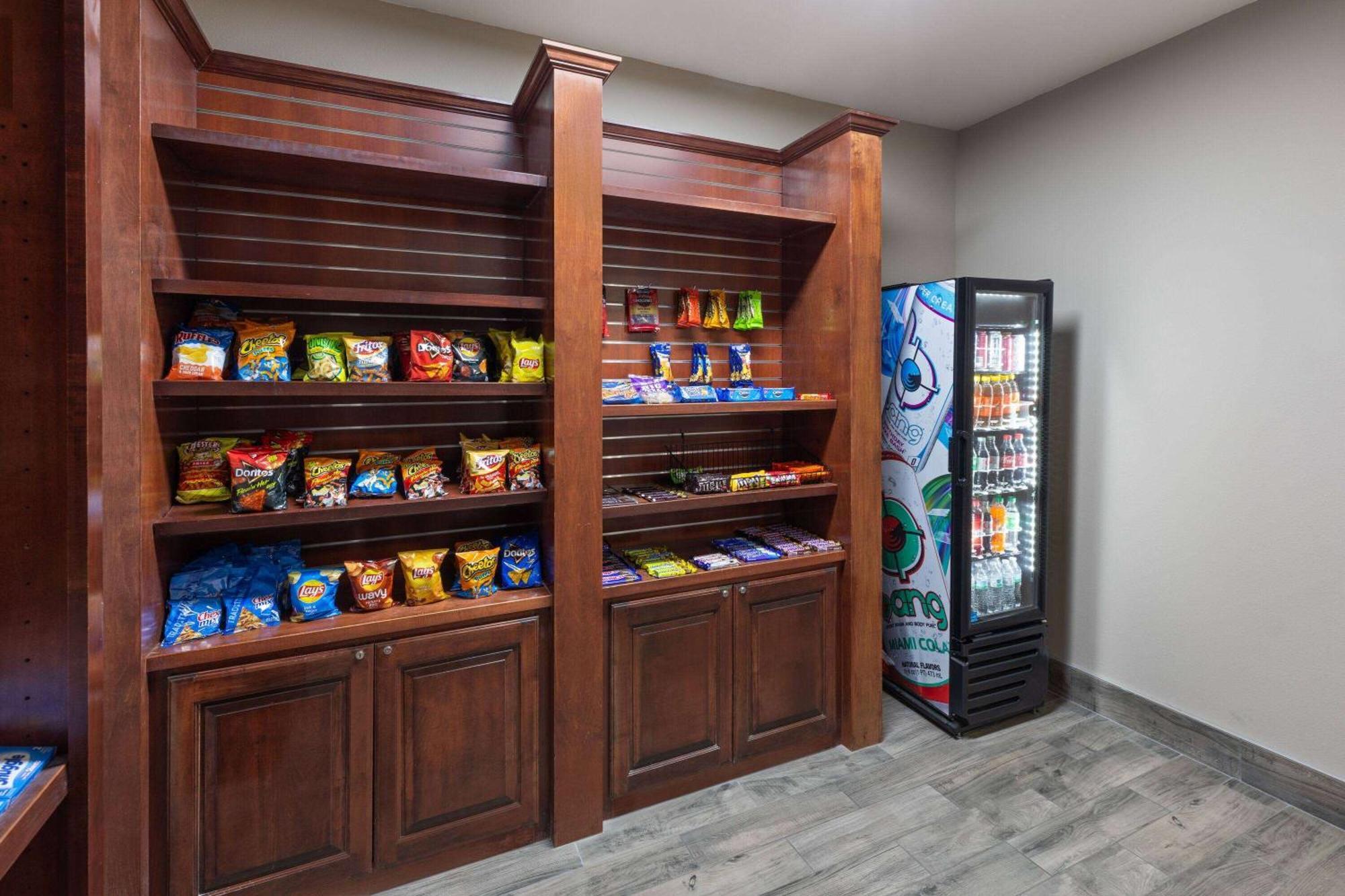 Super 8 By Wyndham Lubbock West Hotel Bagian luar foto