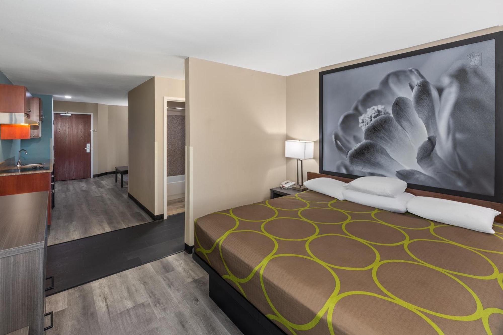 Super 8 By Wyndham Lubbock West Hotel Bagian luar foto