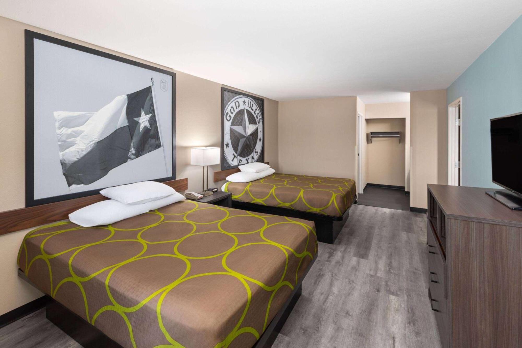 Super 8 By Wyndham Lubbock West Hotel Bagian luar foto